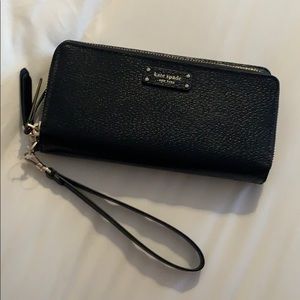 NWOT Kate Spade wristlet